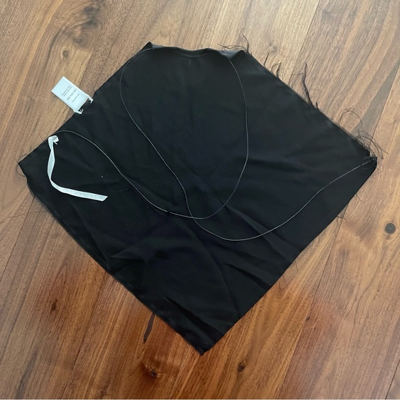 ARE YOU AM I SENNA SILK TOP- BLACK - Picture 4 of 11